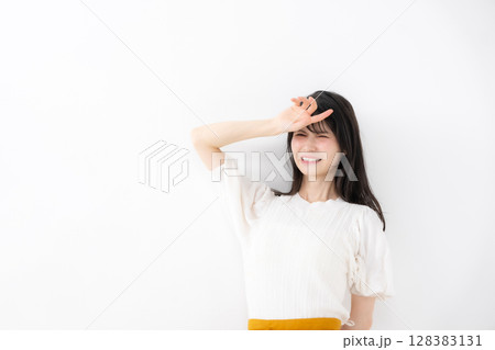 女性 ポートレート 女性 ポートレート 128383131