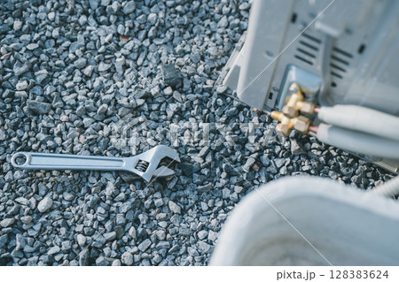 エアコン取り付け 128383624