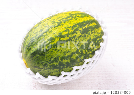 パパイヤメロン 128384009