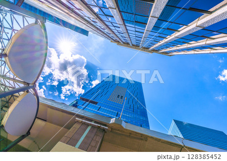 日本の東京都市景観 7月…渋谷スクランブルスクエアや渋谷ヒカリエなどを望む＝13日 128385452