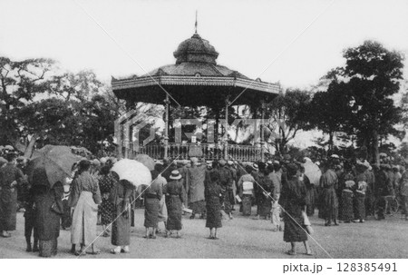 古写真　1914-1918年　東京　日比谷公園音楽堂 128385491