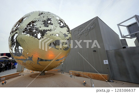 2025 大阪・関西万博　シグネチャーパビリオン「いのちめぐる冒険」 128386637