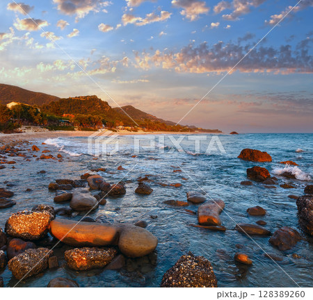 Beach sunset view (Greece, Lefkada). 128389260