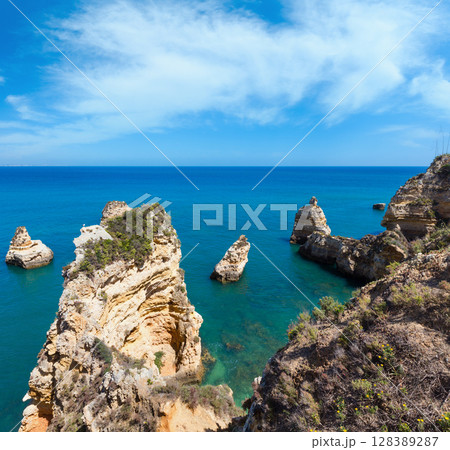 Atlantic rocky coastline (Algarve, Portugal). 128389287