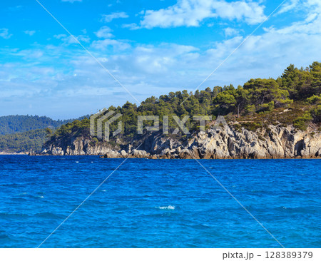 Aegean sea coast (Chalkidiki, Greece). 128389379