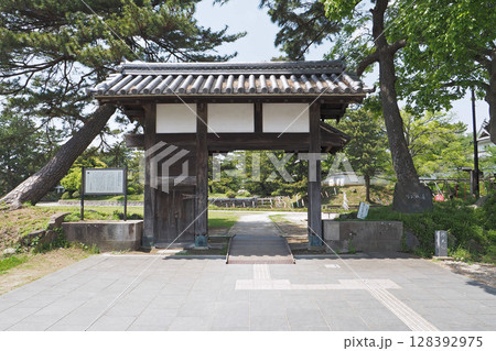 亀城公園（土浦城跡）の前川口門【茨城県土浦市】 128392975