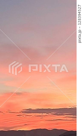 オレンジ色の夕焼け空⑥ オレンジ色の夕焼け空⑥ 128394527