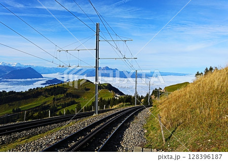 スイス、リギ山頂駅 スイス、リギ山頂駅 128396187