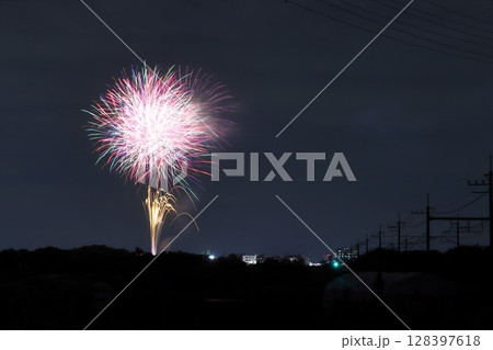 さいたま市花火大会(東浦和/大間木公園会場:2024年) さいたま市花火大会(東浦和/大間木公園会場:2024年) 128397618