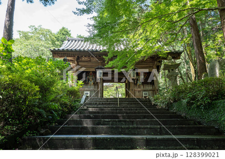 【第8番札所】熊谷寺 中門【四国八十八箇所】 【第8番札所】熊谷寺 中門【四国八十八箇所】 128399021
