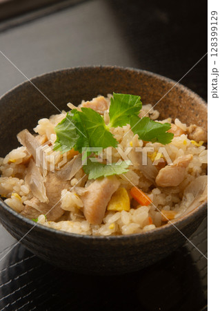 鳥牛蒡の炊きチャーハン込みご飯 128399129