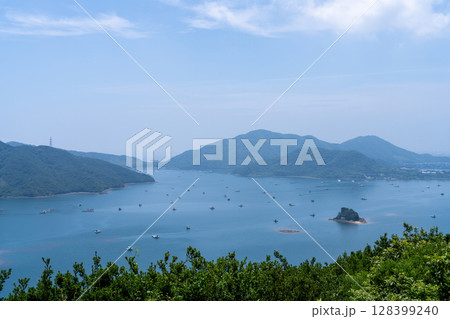 【鳴門市】四方見展望台からの眺望 【鳴門市】四方見展望台からの眺望 128399240