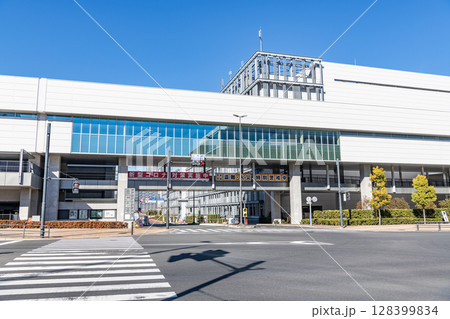 東京都江東区 快晴の豊洲市場 (水産仲卸売場棟) 東京都江東区 快晴の豊洲市場 (水産仲卸売場棟) 128399834