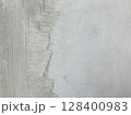 old concrete wall with peeling paint 128400983