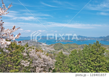 【近見山展望台より しまなみ海道を一望】 愛媛県今治市近見町 128401837