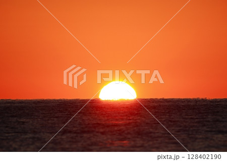 ダルマ夕日 ダルマ夕日 128402190