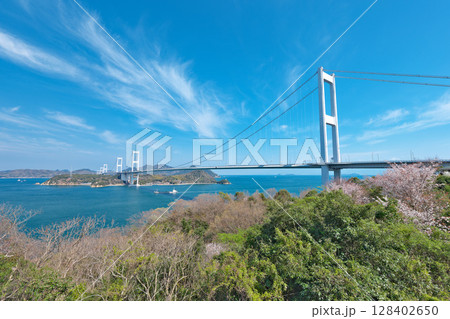 【糸山展望台より しまなみ海道を一望】 愛媛県今治市小浦町 128402650