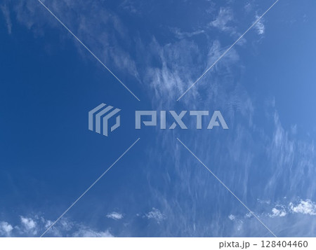 夏の空 7月 筆で描いたような巻雲の空 #002 128404460