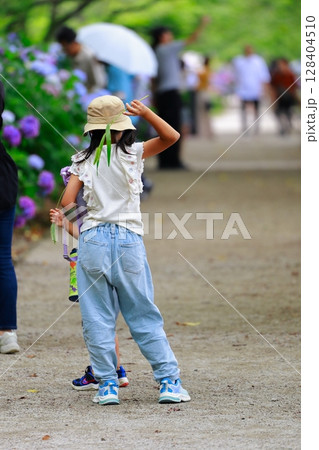 子供 子供 128404510