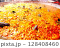 スペイン料理のパエリア 128408460