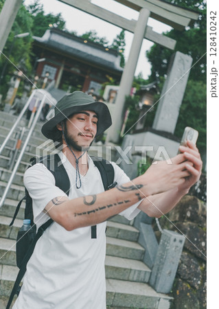 inbound tourist inbound tourist 128410242