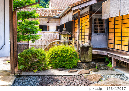 【世界遺産 石見銀山遺跡とその文化的景観】【重伝建】大森銀山 熊谷家の庭 島根県大田市 【世界遺産 石見銀山遺跡とその文化的景観】【重伝建】大森銀山 熊谷家の庭 島根県大田市 128417017