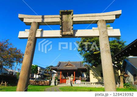 新田稲荷神社(東京都足立区新田)の様々な風景 新田稲荷神社(東京都足立区新田)の様々な風景 128419392