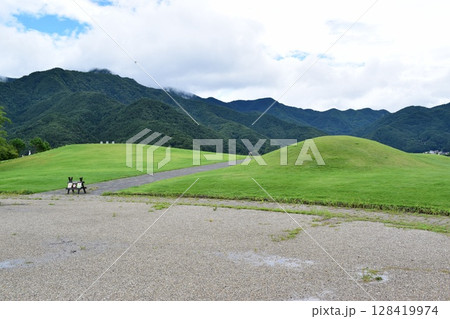 八木崎公園と山景色 八木崎公園と山景色 128419974