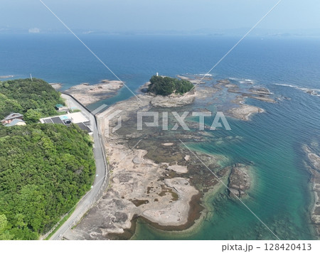 和歌山県 日本のウユニ塩湖 天神崎の絶景 ドローン撮影 和歌山県 日本のウユニ塩湖 天神崎の絶景 ドローン撮影 128420413