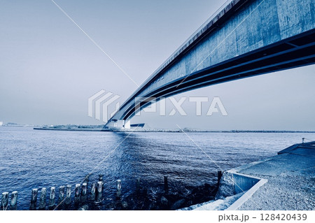 【遠江八景】湖西市、浜名暮雪（今切口と浜名大橋） 128420439