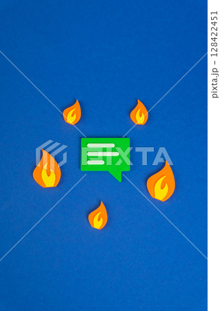 Hot topic for discussion. Acute social issue. Destroy the opponent with a sharp statement. Influence of controversial opinions on public sentiment. 128422451