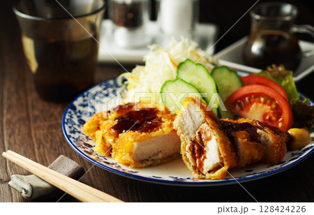 チキンカツ 128424226