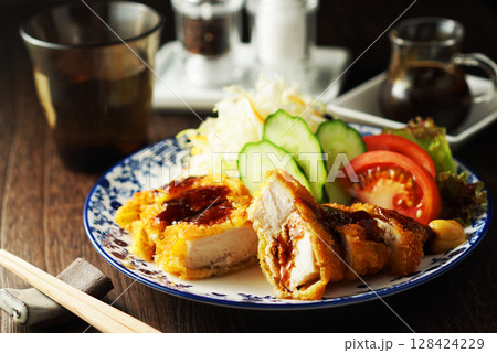 チキンカツ 128424229