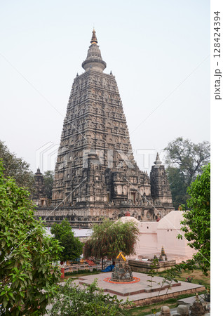 ブッダガヤのマハーボーディー寺院 ブッダガヤのマハーボーディー寺院 128424394