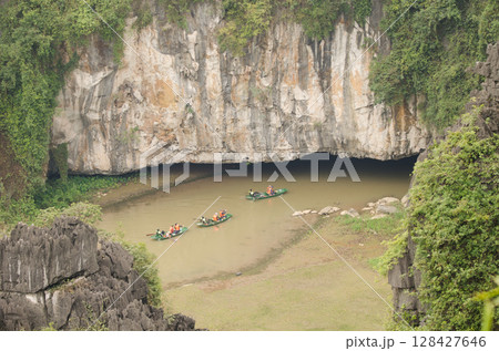 Boat with tourists. Boat with tourists. 128427646