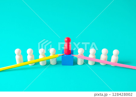 Wooden figure standing ,Concept of business leadership, successful competition. 128428002