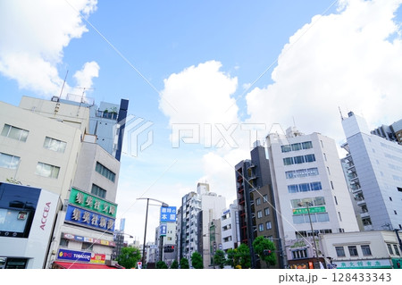青空の東京神保町 青空の東京神保町 128433343