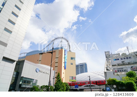 観覧車のある水道橋あるいは後楽園 128433609