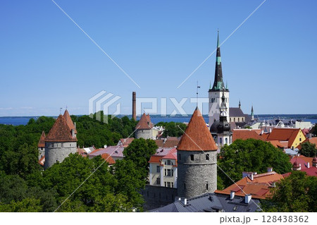 初夏のパットクリ展望台からの眺め 128438362