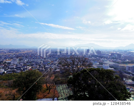 香川県丸亀市の街並み 128438546