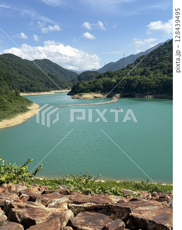 二居ダム_ 新潟県南魚沼郡湯沢町_ 奥清津発電所 二居ダム_ 新潟県南魚沼郡湯沢町_ 奥清津発電所 128439495