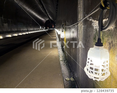 二居ダム_トンネル_見学施設_水力発電 128439735