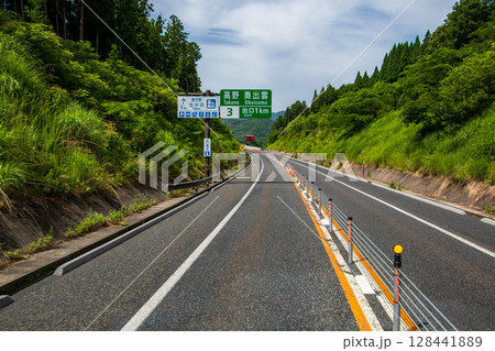 松江自動車道　高野インター 128441889