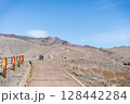 雄大な阿蘇山 128442284