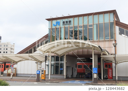 山陰本線　倉吉駅　駅舎 128443682