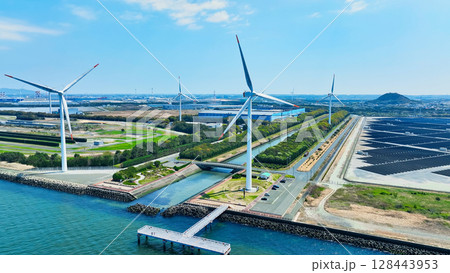 風力発電所の風車 空撮 風力発電所の風車 空撮 128443953