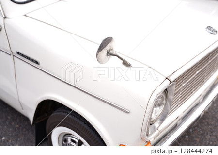 コンパクトな名車 128444274