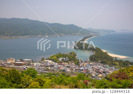 天橋立と天橋立駅 天橋立と天橋立駅 128444318