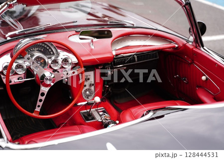 クラシックカー 128444531