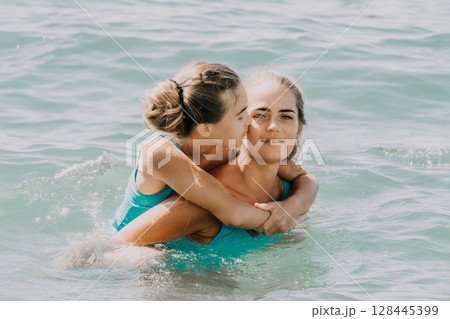 Affectionate Embrace in the Sea 128445399